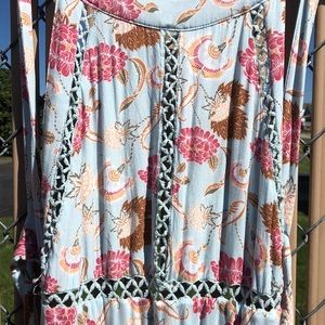Size medium floral print maxi dress!